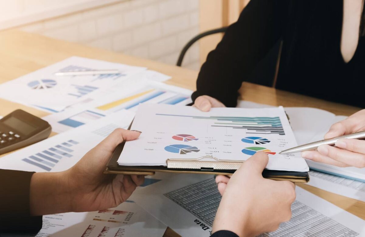 B2B Companies Gain Wisdom and Results Partnering with Marketing Agencies